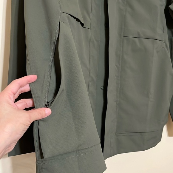 Lululemon Cargo Pocket Shirt Jacket Size Large - Picture 5 of 11